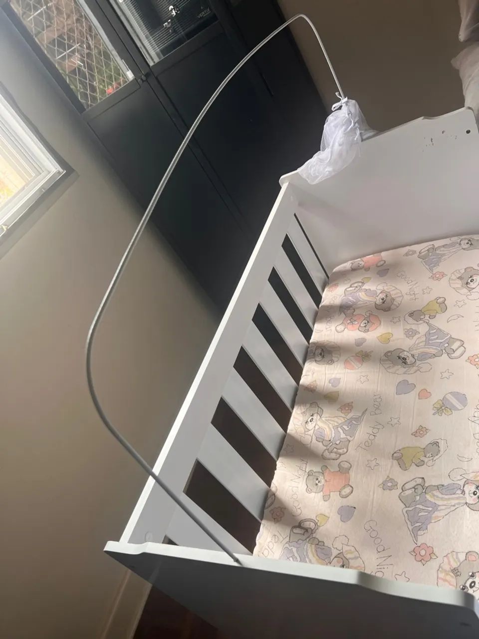 Mini crib64296270730241122