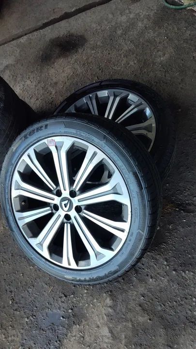 rodas semi novas pneus 3 semi novos 1 novo em 10 xsem juros