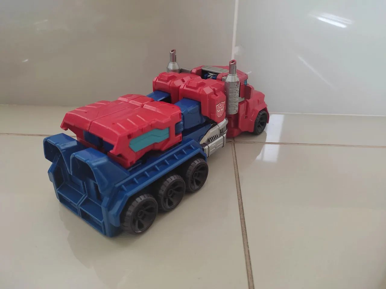 Boneco optimus prime generations leader class transformers - Foto 4