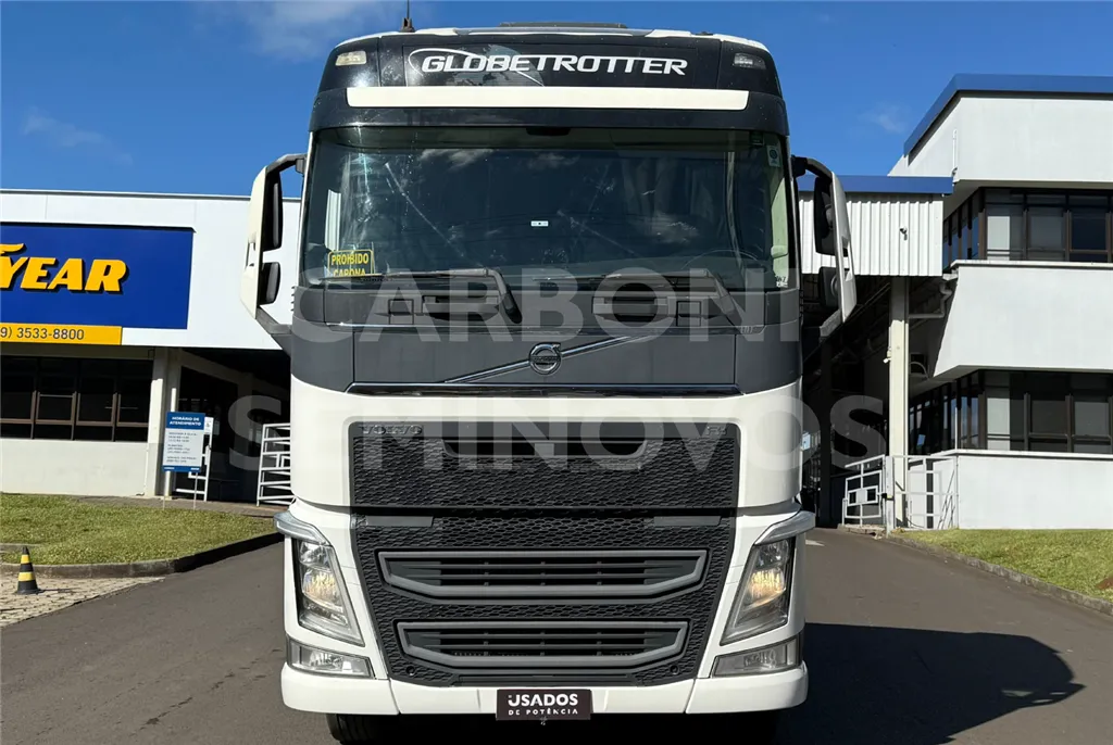 VOLVO FH 460 6X2T GLOBETROTTER 2020/2021