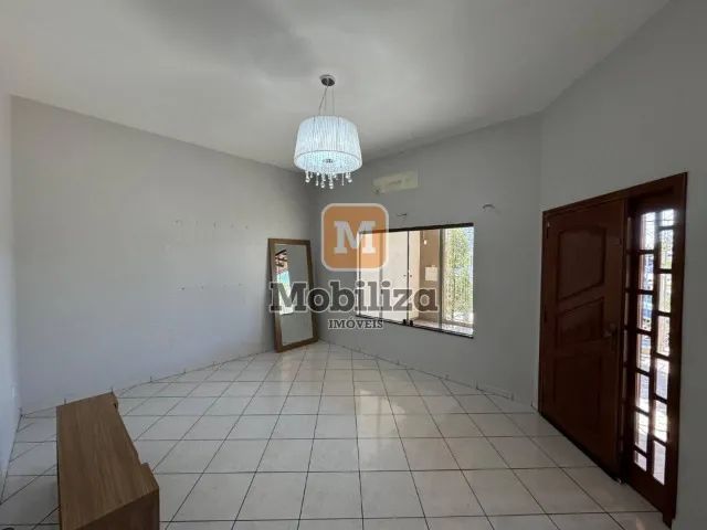 Casa com 3 quartos sendo 2 suítes e edícula com 2 quartos no Bairro Embratel - Foto 4