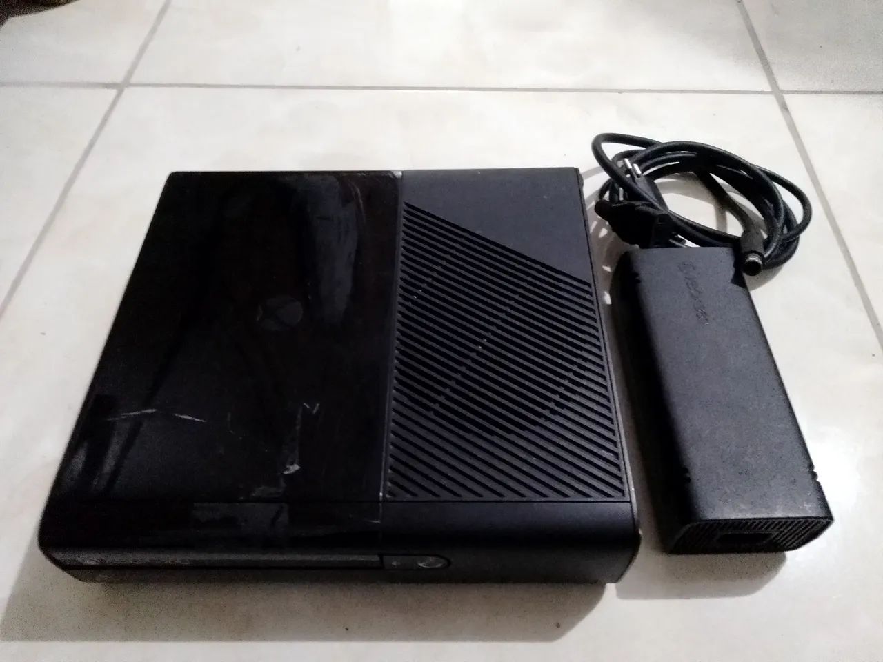Xbox 360 com defeito luz vermelha - Foto 2