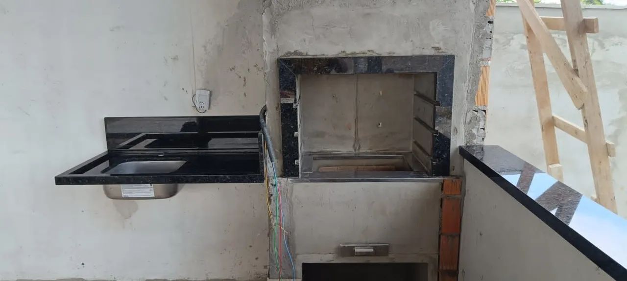 Pia de cozinha em granito preto com cuba em aço inox - Foto 2