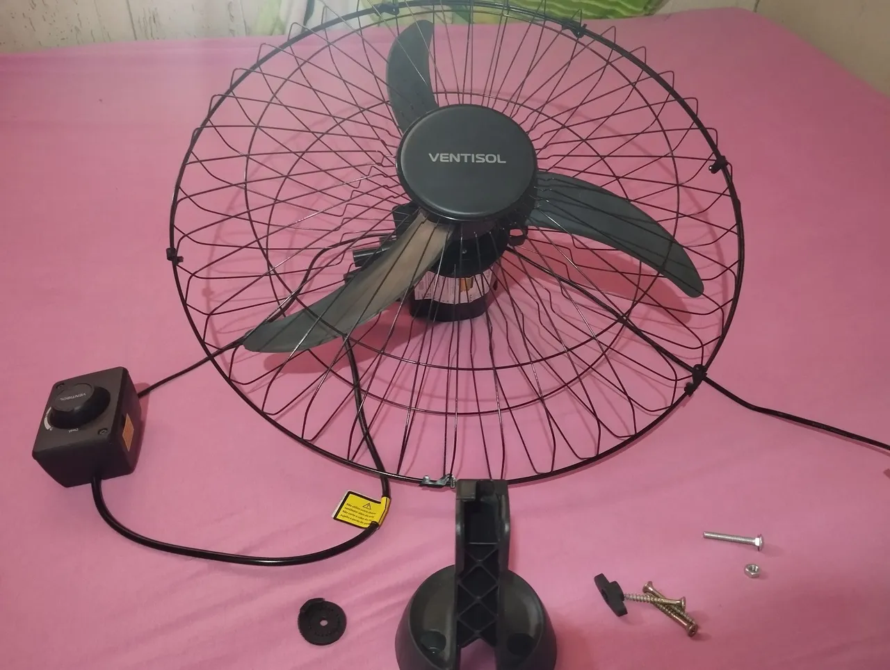Ventilador Ventisol - 3 Pás - Novo