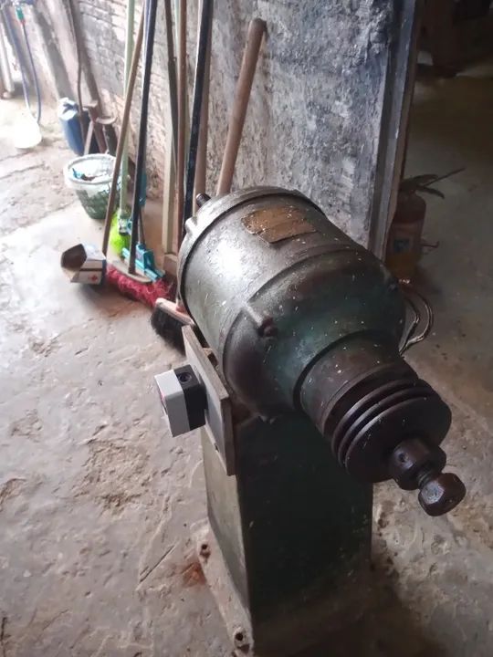 ESMERIL DE PEDESTAL 2,5 cv - Foto 2