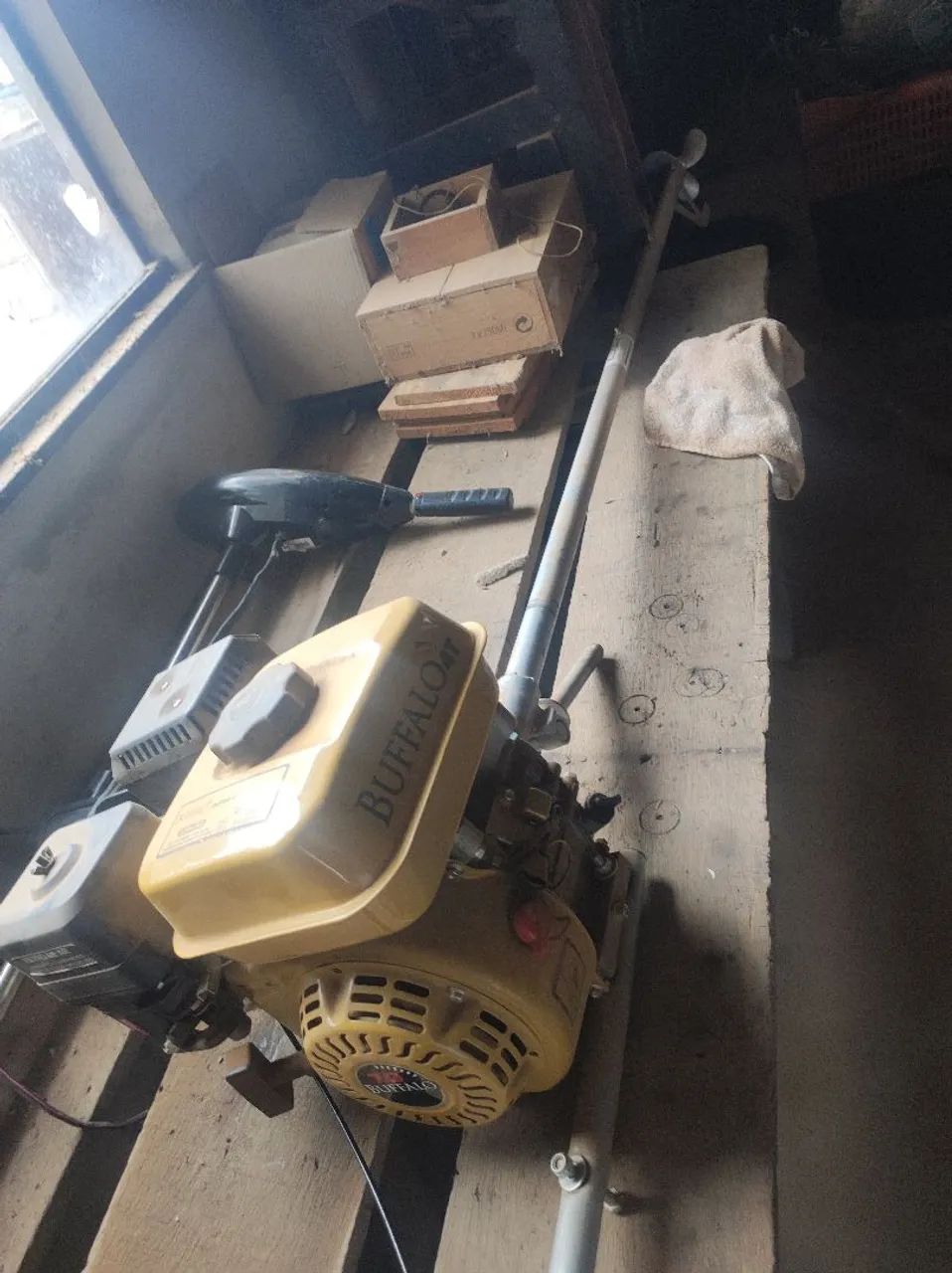 Canoa documentada-carretinha com placa e documentação-2 motores  - Foto 8