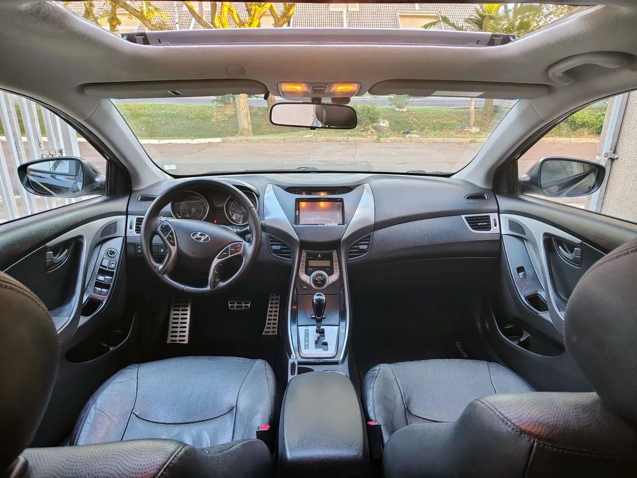 Elantra 2.0 flex automático 2014