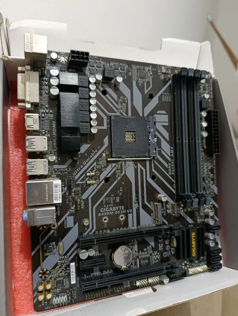 Placa mãe Gigabyte B450M DS3H V2 (LEIA O ANÚNCIO) - Foto 2