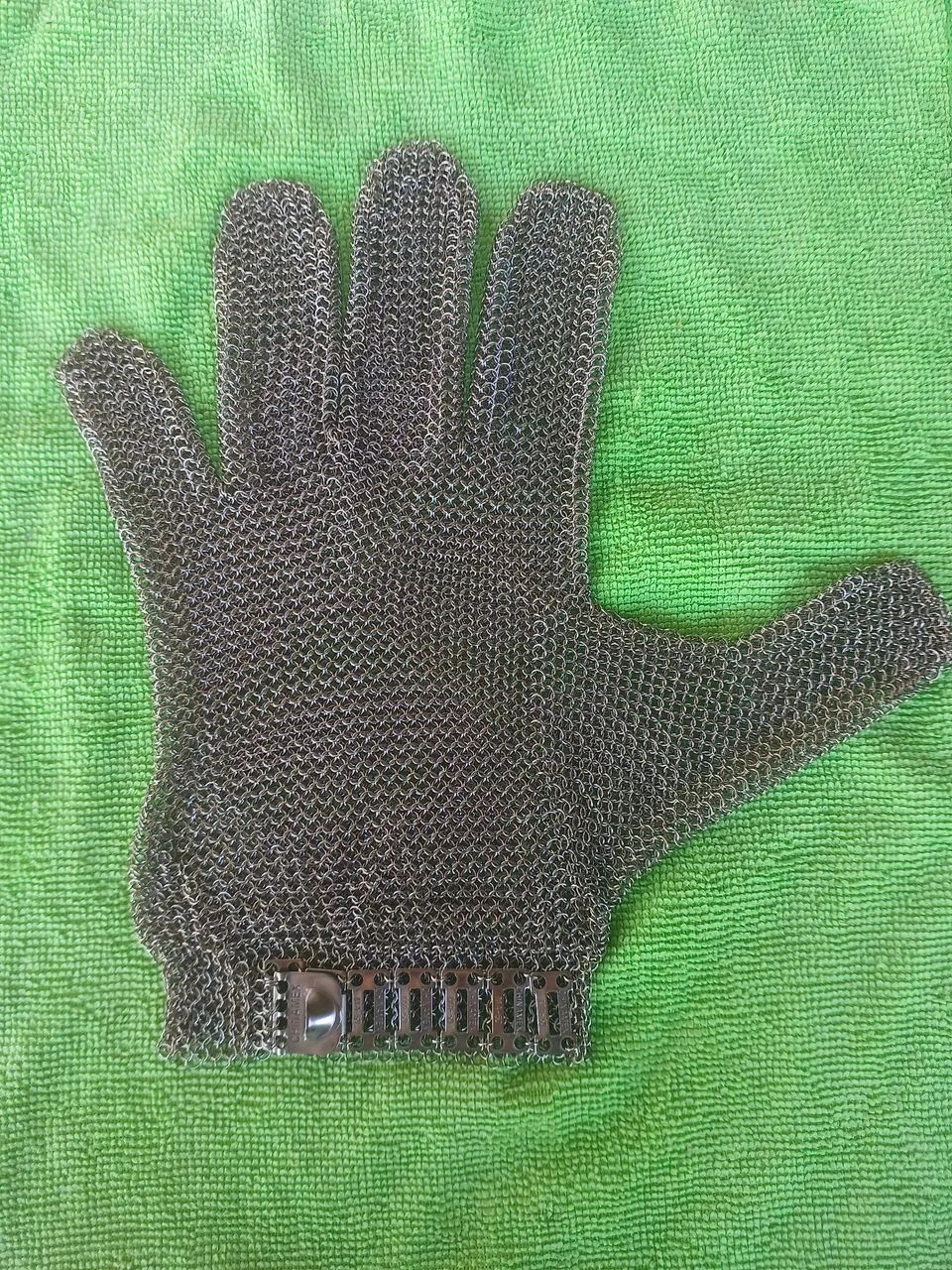 Luva Malha De Aço Inox Açougueiro Anti-corte Segurança Carne Açougue Com Ajustador - Foto 2