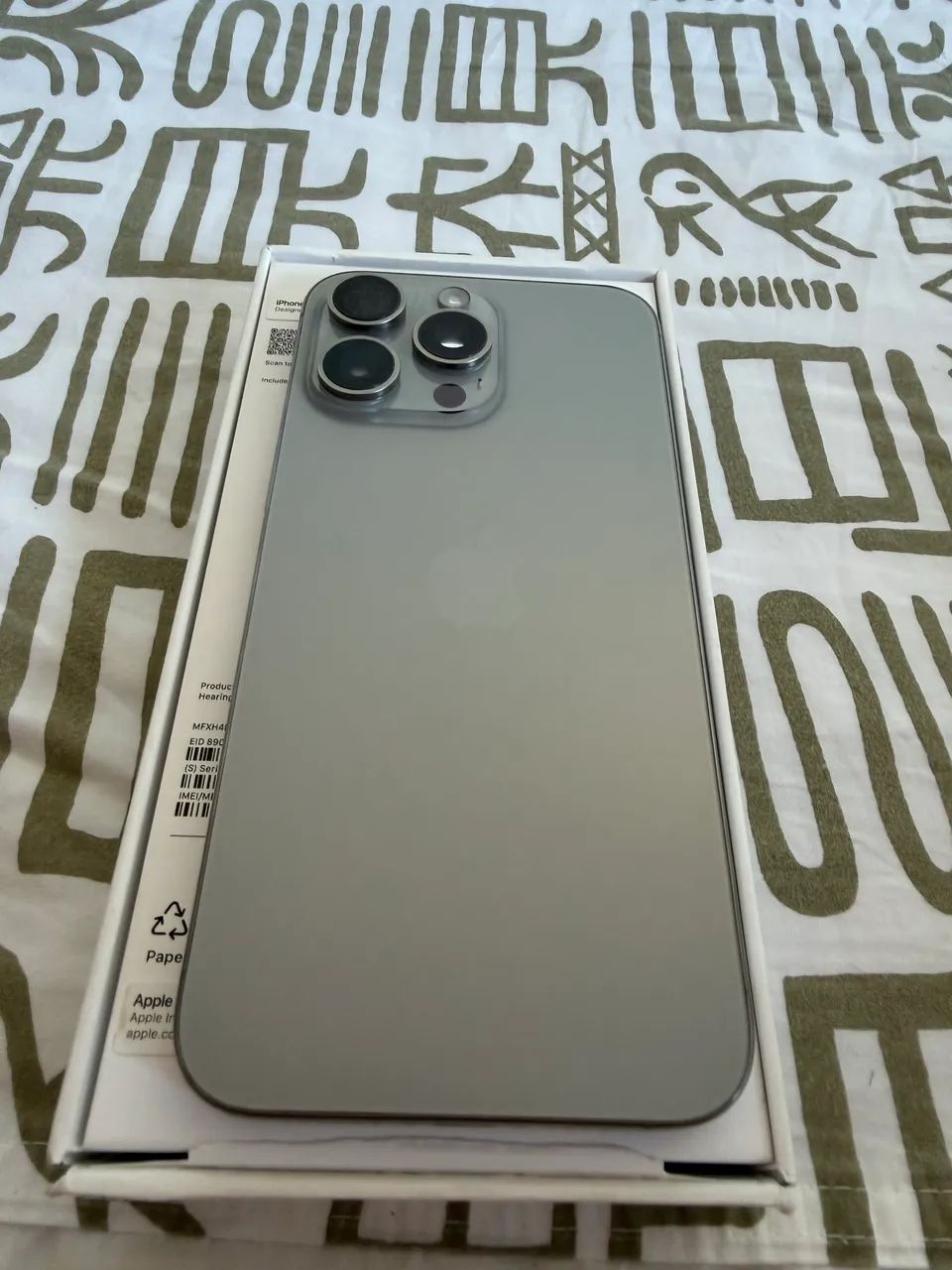 Apple iPhone15 Pro シルバー Apple iPhone 15 Pro 128GB 5G - Vitrine - tela Super Retina XDR