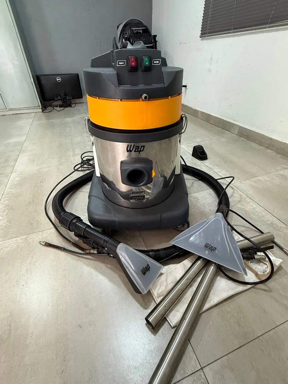 Aspirador/Extratora WAP Carpet Cleaner Pro 35 - Foto 3