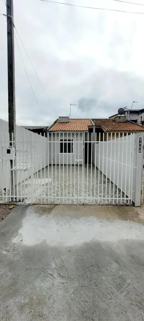 Casa 2 quartos e 1 banheiro para locação, 40 m², de área privativa, em Curitiba no bairro