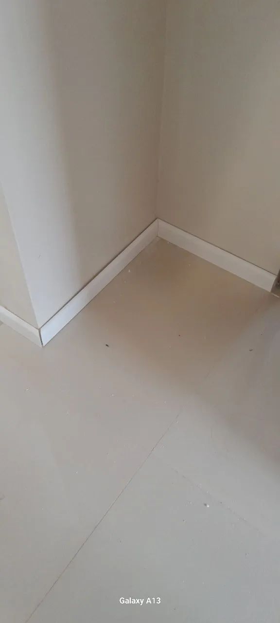 Roda pé de polietileno  - Foto 3