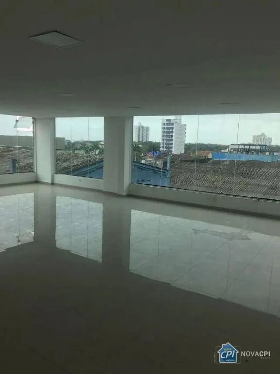 Sala para alugar Mirim em Praia Grande/SP