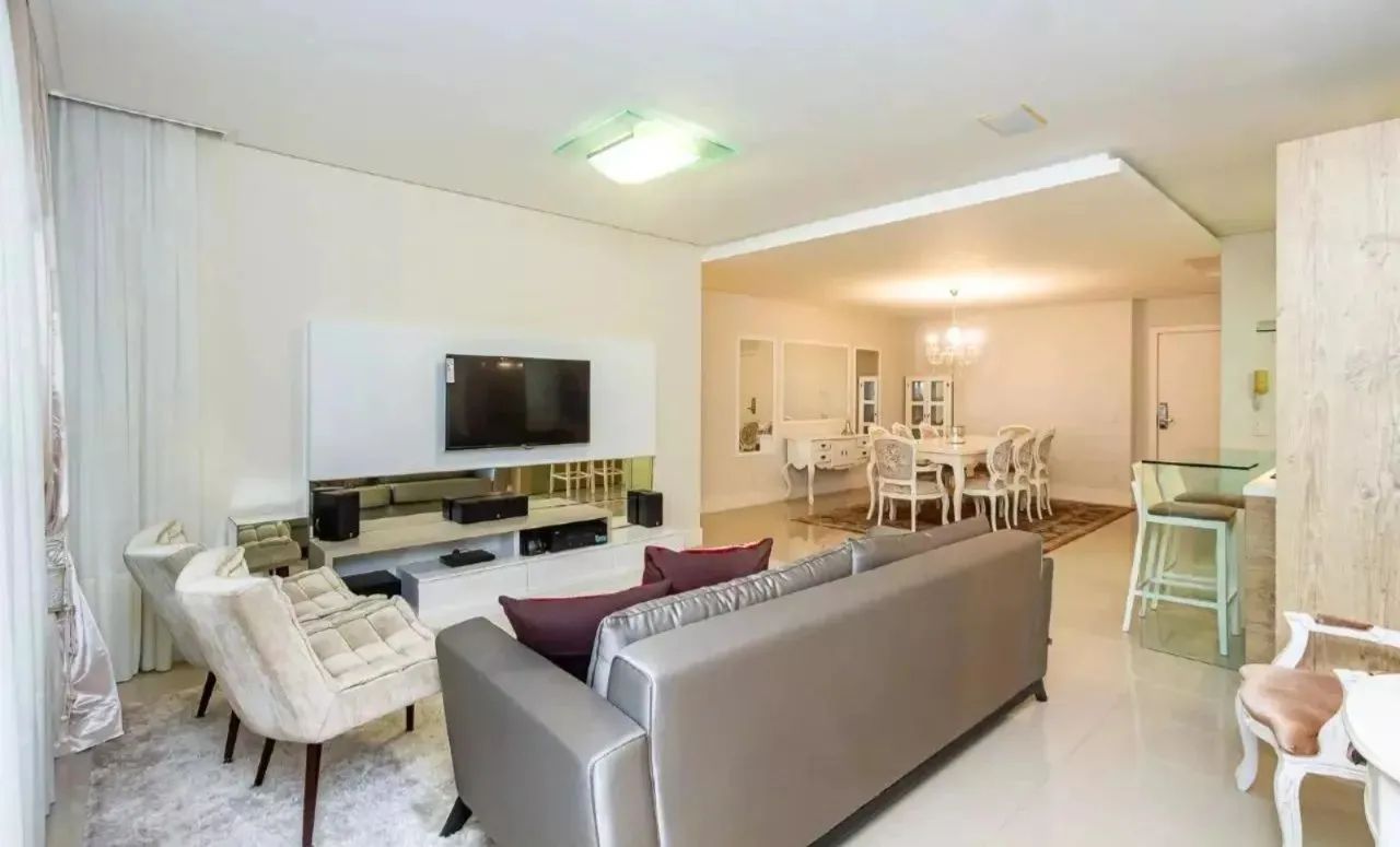 Apartamento Mobiliado com 3 suítes, 128m² - Centro - Foto 2