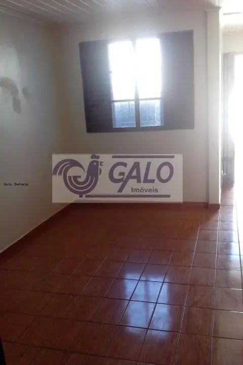 Casa para Locação em Curitiba, Cidade Industrial, 1 dormitório, 1 banheiro, 1 vaga