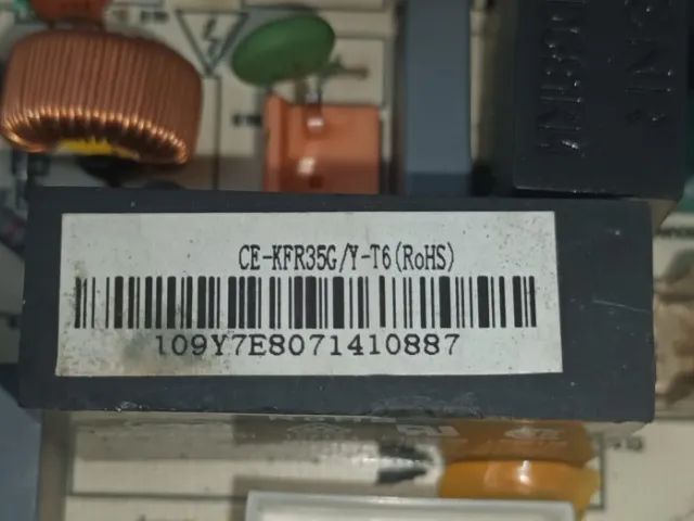 Placa de Ar-condicionado - Midea (CE-KFR35G/Y) - Foto 2