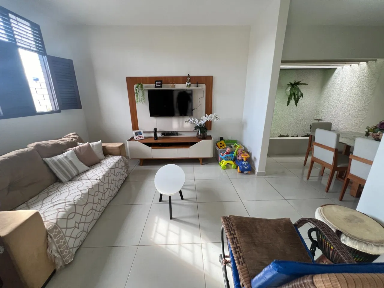 Casa Solta no Cristo! 3 Quartos + Suíte + Gourmet - R$550 mil