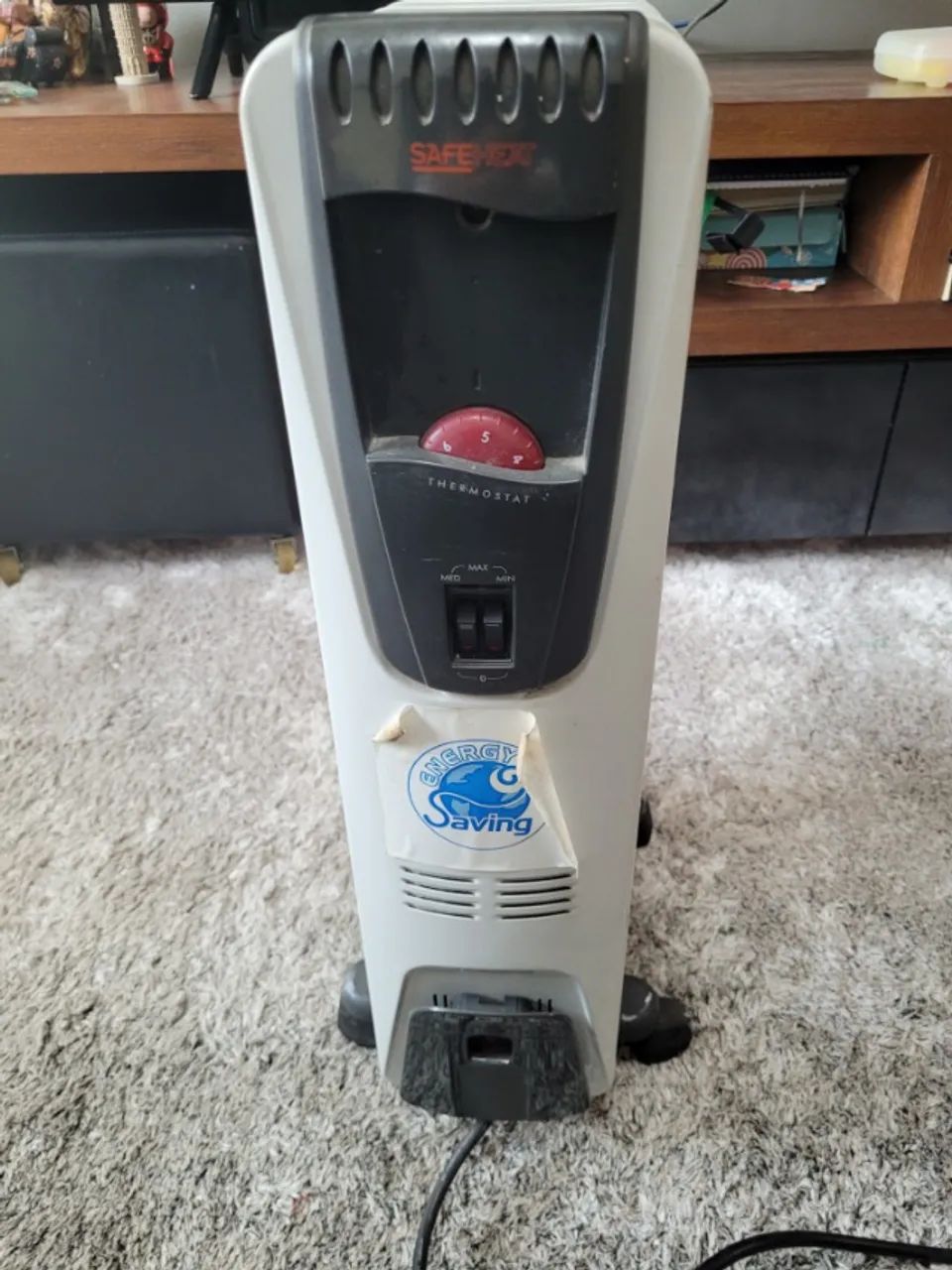 Aquecedor a óleo Delonghi 1500 W - 127V - safeheat