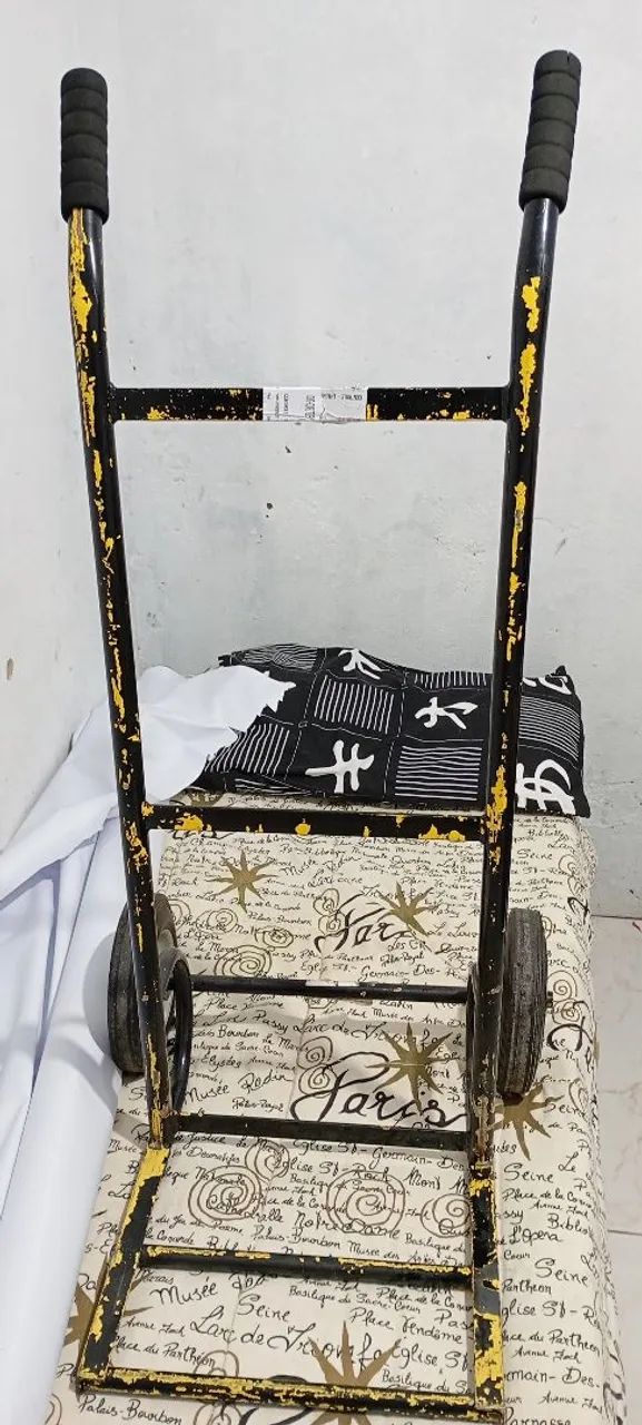 Carrinho de transporte de mercadorias