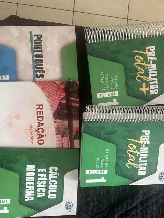 Livros Pré-Militar Total, Cálculo e Física Moderna, Redação, Português - Foto 3