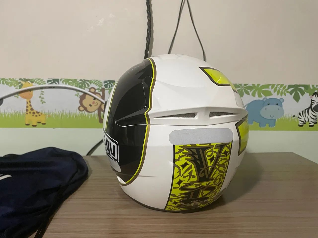 Capacete AGV- Tamanho 59-60 zero  - Foto 3