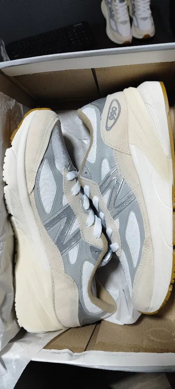 New Balance 990 Size 40