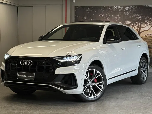 Audi Q8 Performance Black 3.0 Quattro 2020 com 51 mil KM R$368.900,00