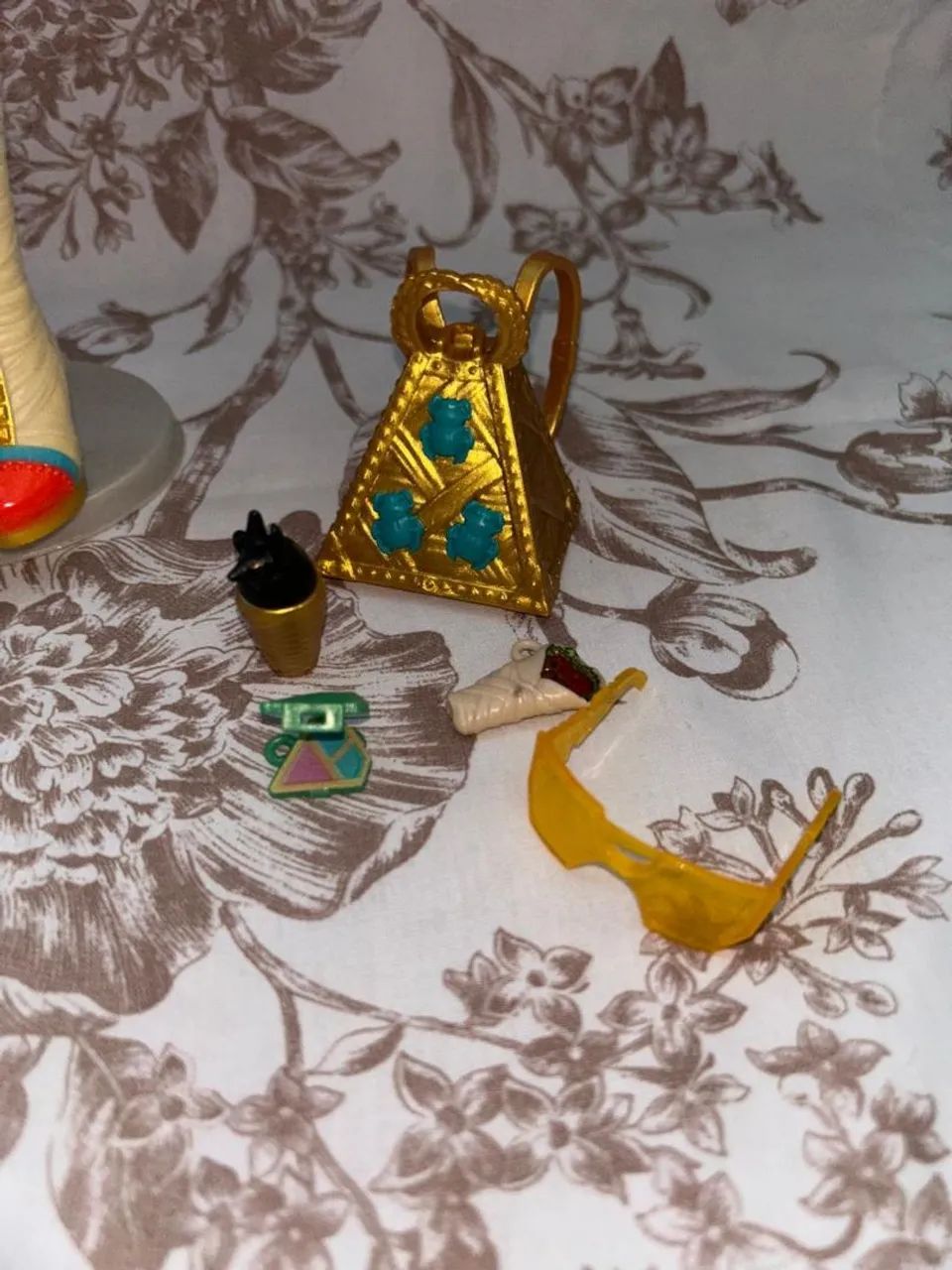 Boneca Monster High Cleo de Nile Básica 3° Geração  - Foto 5