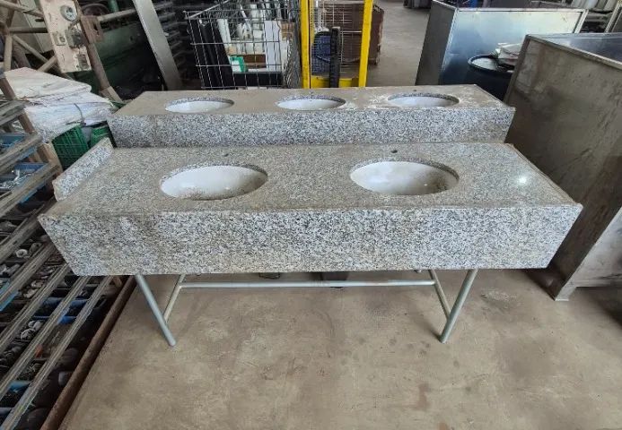 Bancada De Granito Com 2 Cubas De Embutir Duplo  - Foto 2