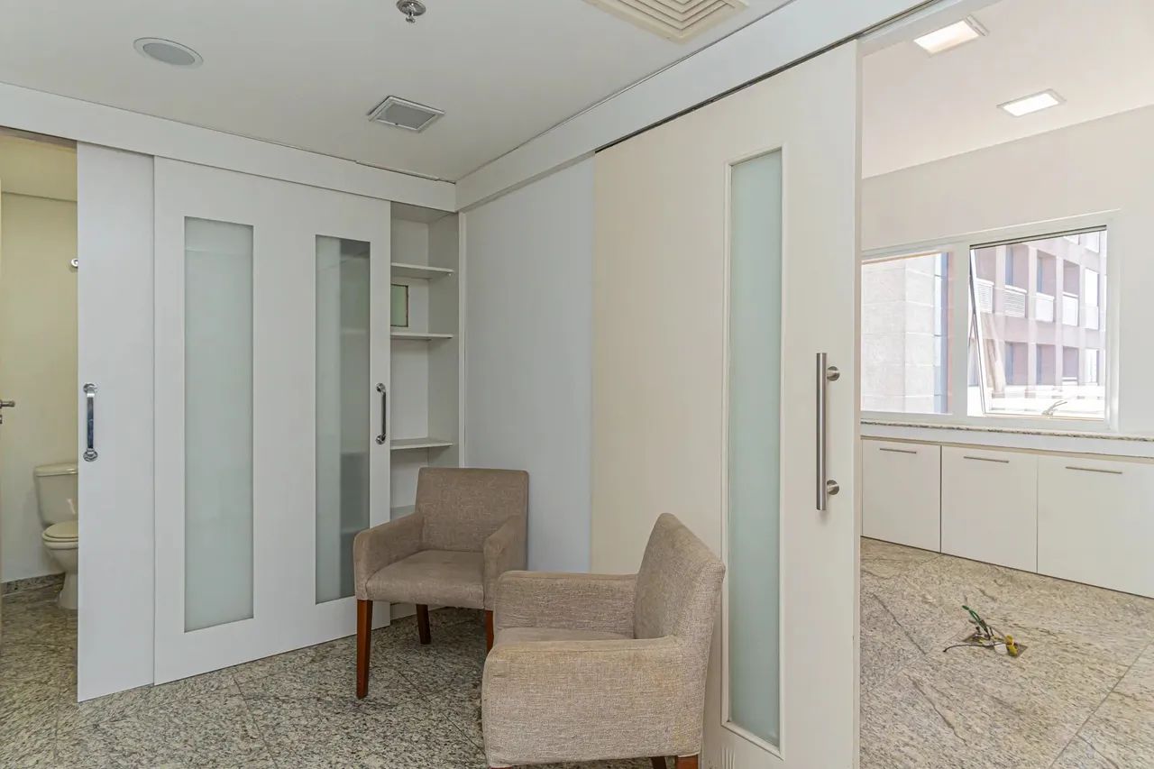 Imóvel para aluguel e venda possui 28 metros quadrados em Liberdade - São Paulo - SP - Foto 2