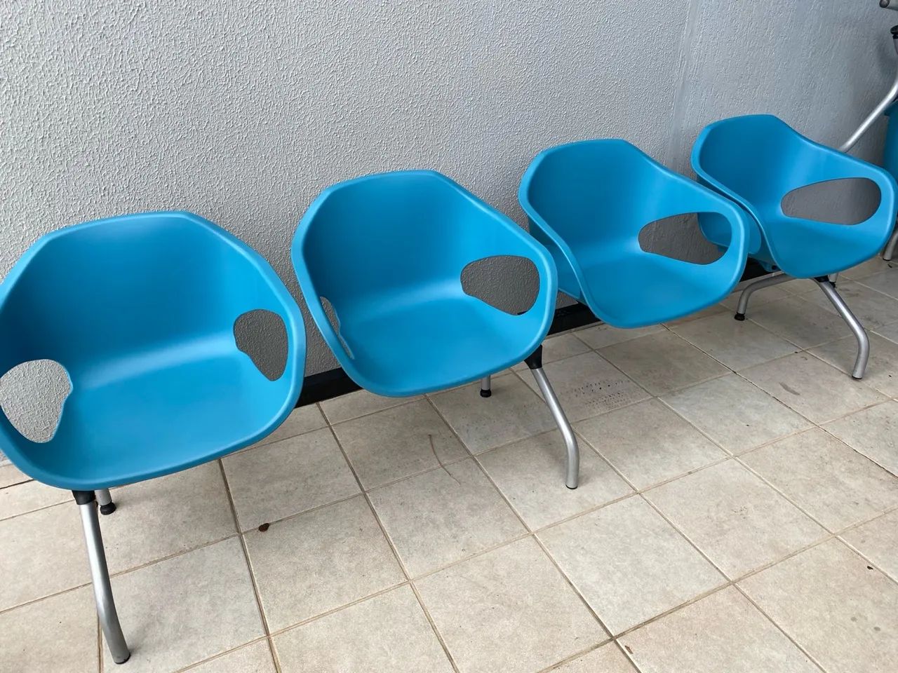 Cadeiras longarinas para espera hospitalar - usadas - Foto 5