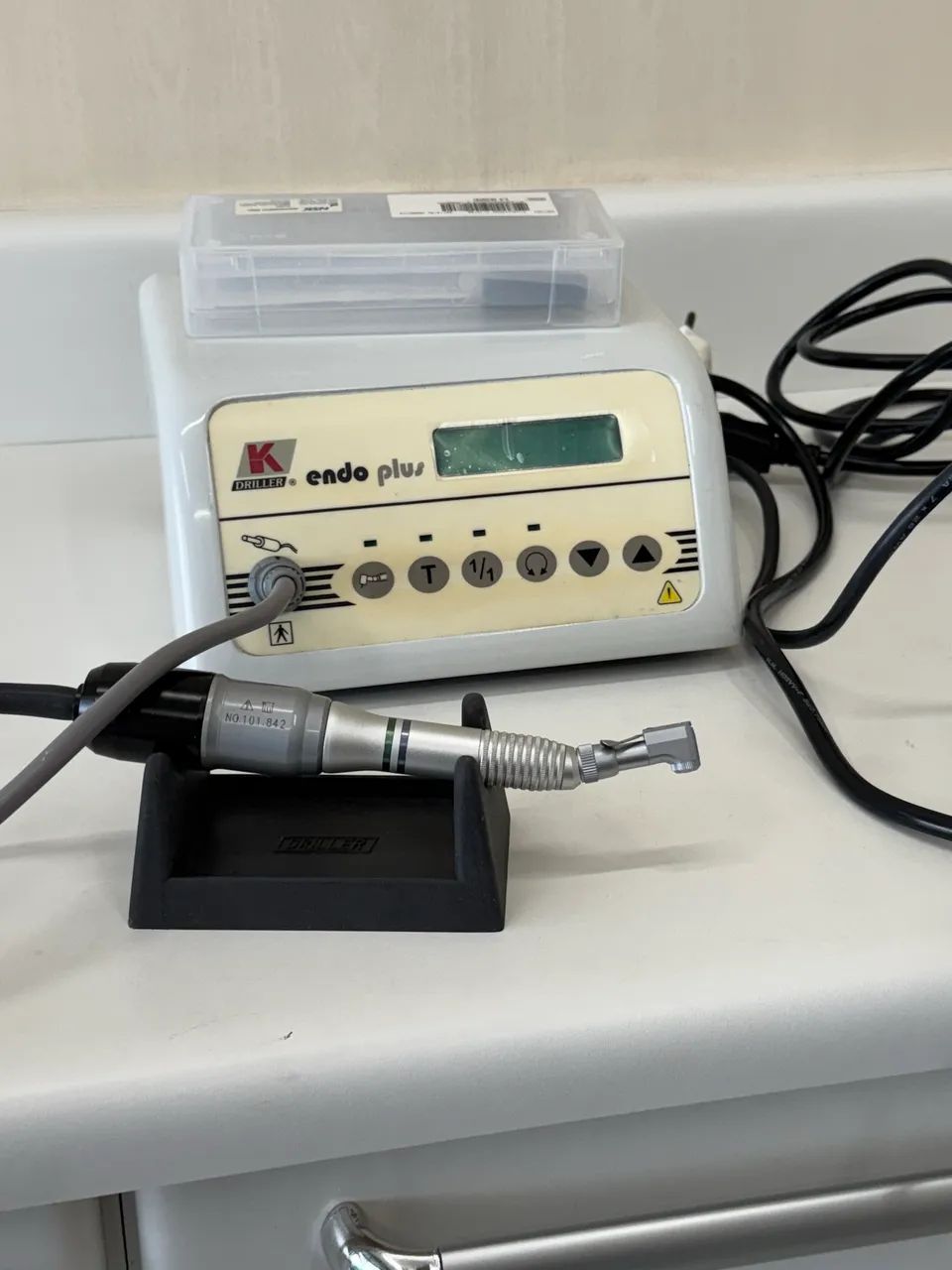 Motor para endodontia rotatório