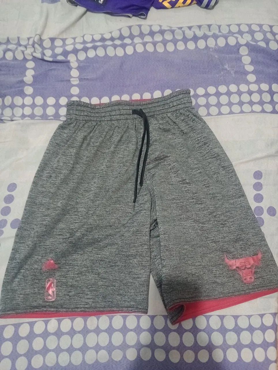 Short Lakers Adidas e Chicago Bulls  - Foto 3