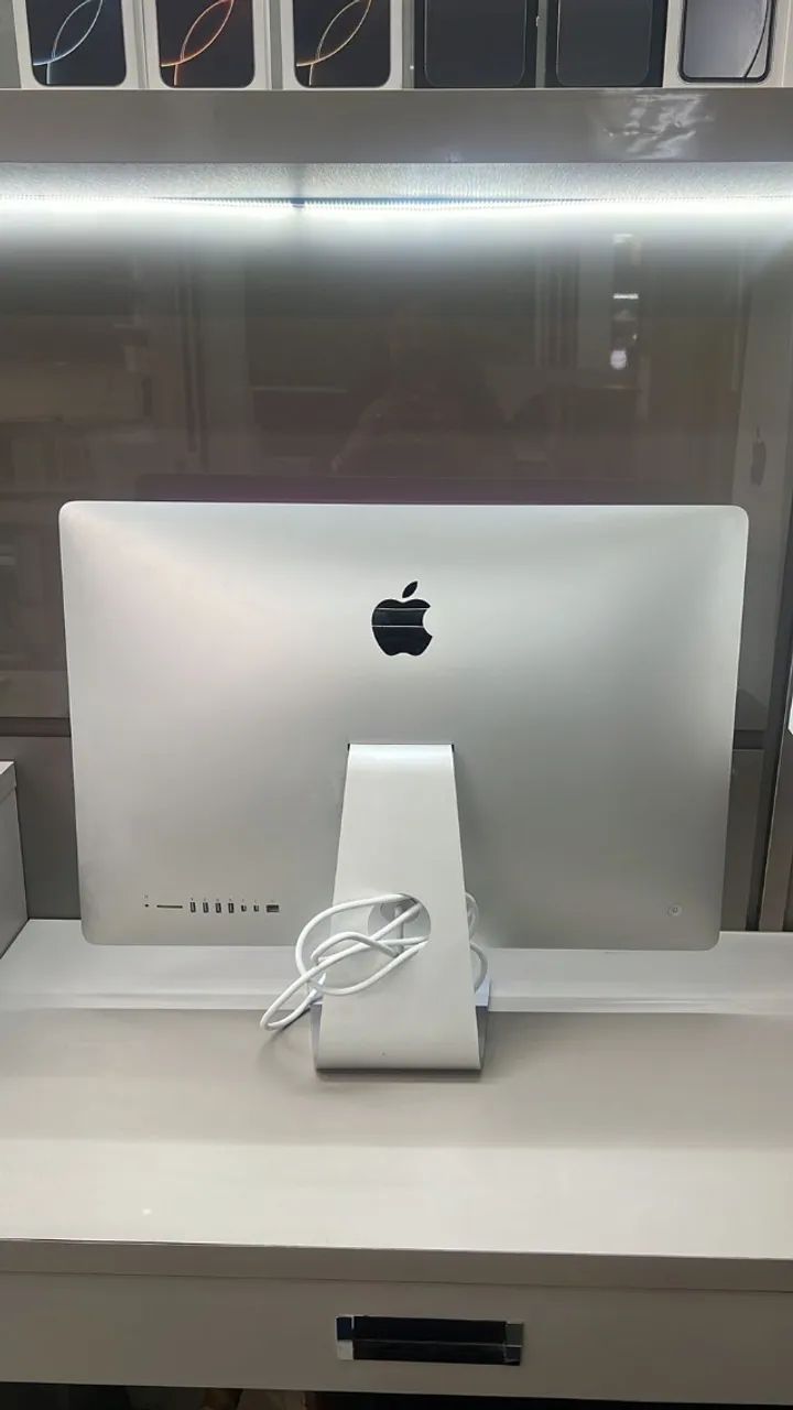 iMac 27 Polegadas 2015 i5 / 32GB RAM / SSD 1TB + HD 2TB Seminovo