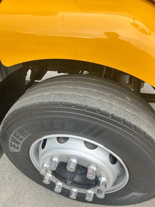 Caminhão Volvo 260 - Caçamba 2020 - Foto 3