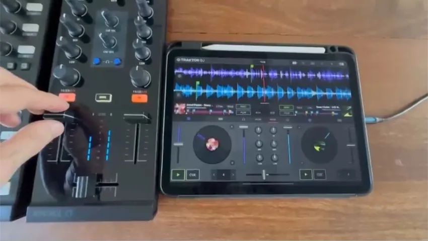 Djアクセサリ : Traktor アクセサリー : Traktor Kontrol Bag