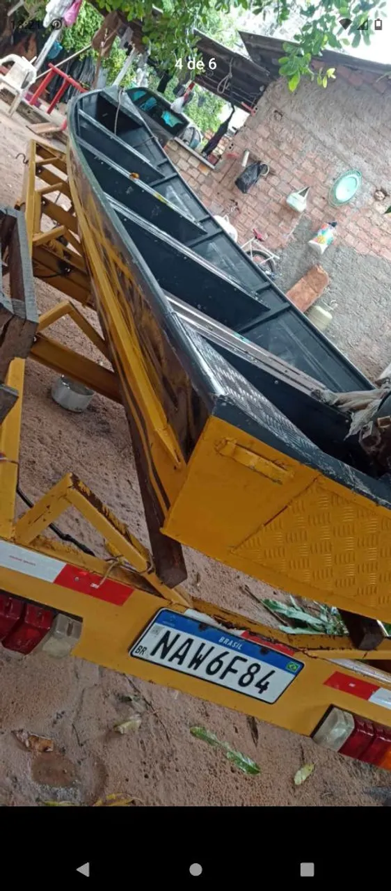 Vende-se, canoa com reboque, em perfeito estado!