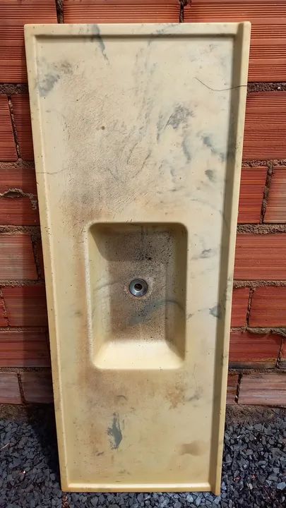 Pia de cozinha em bom estado