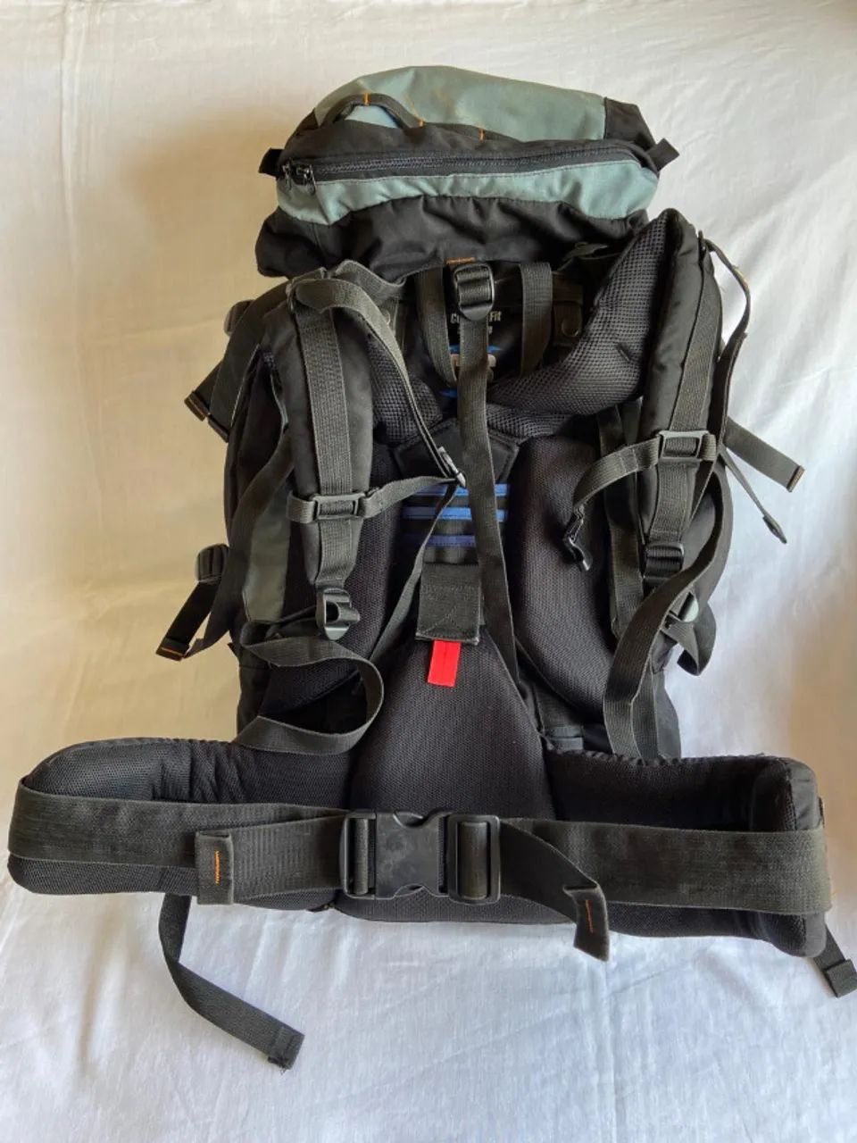 Mochila CURTLO Mountaineer 56+15 - Excelente Estado - Foto 5