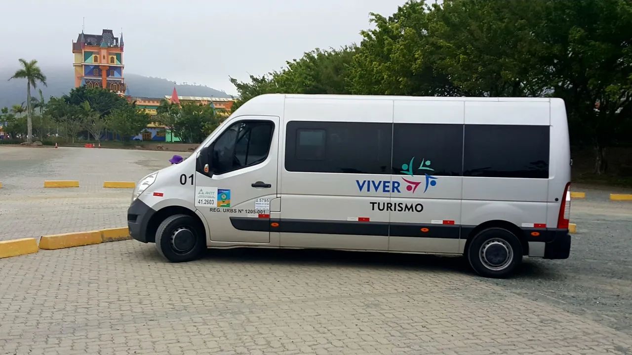 Locação de Van com Motoristas.