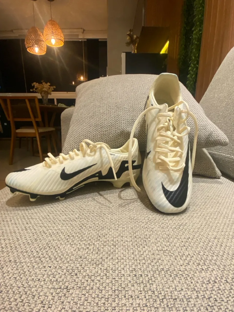 Chuteiras Nike de Futebol - Design Elegante
