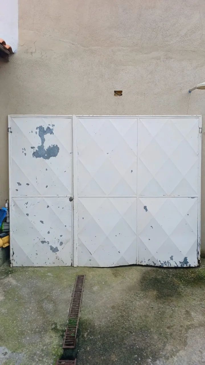 Portão de Ferro Usado - 2 Folhas - 2,38m x 1,88m (aprox.) - Ótimo para reutilização - Foto 2