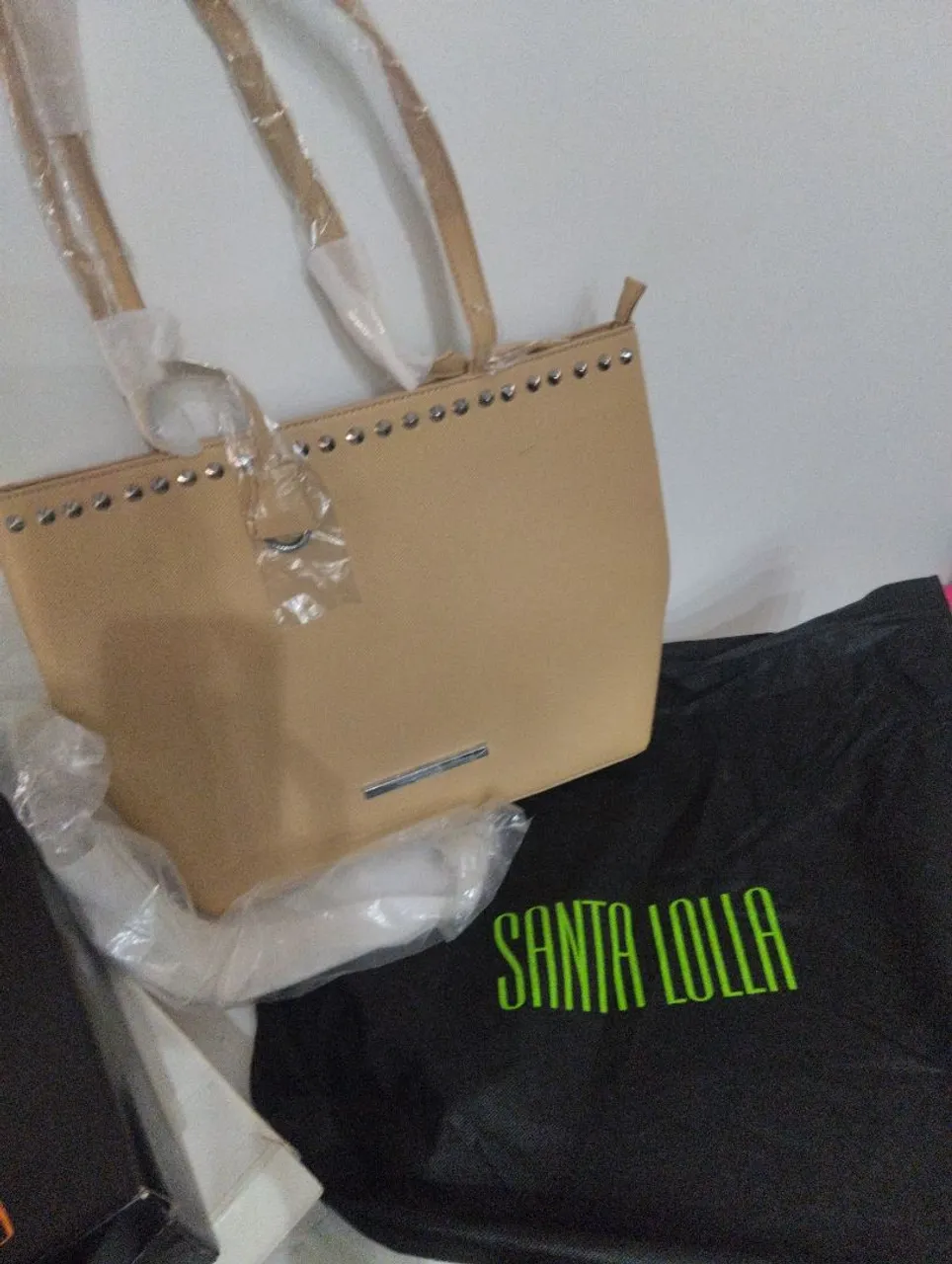 Bolsa Santa Lolla Bege com detalhes