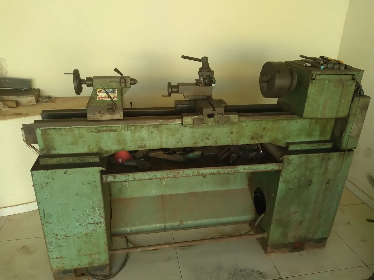 Torno Joinville tamanho 1,75 RS 18.000,00