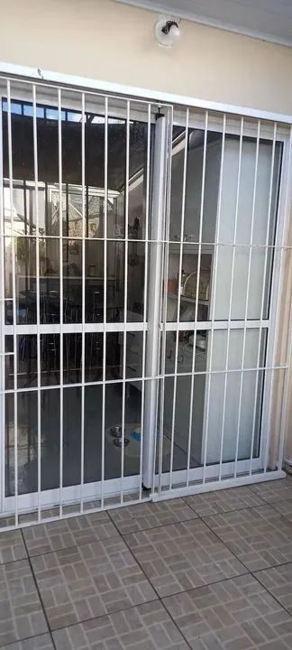 Pinturas de grades e  portas em geral. - Foto 5