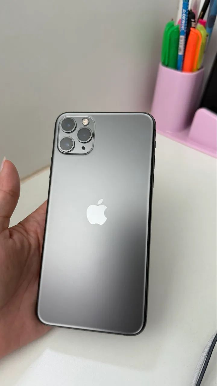 iPhone 11 Pro Max 256gb - Celulares e Smartphones - Jardim Aureny