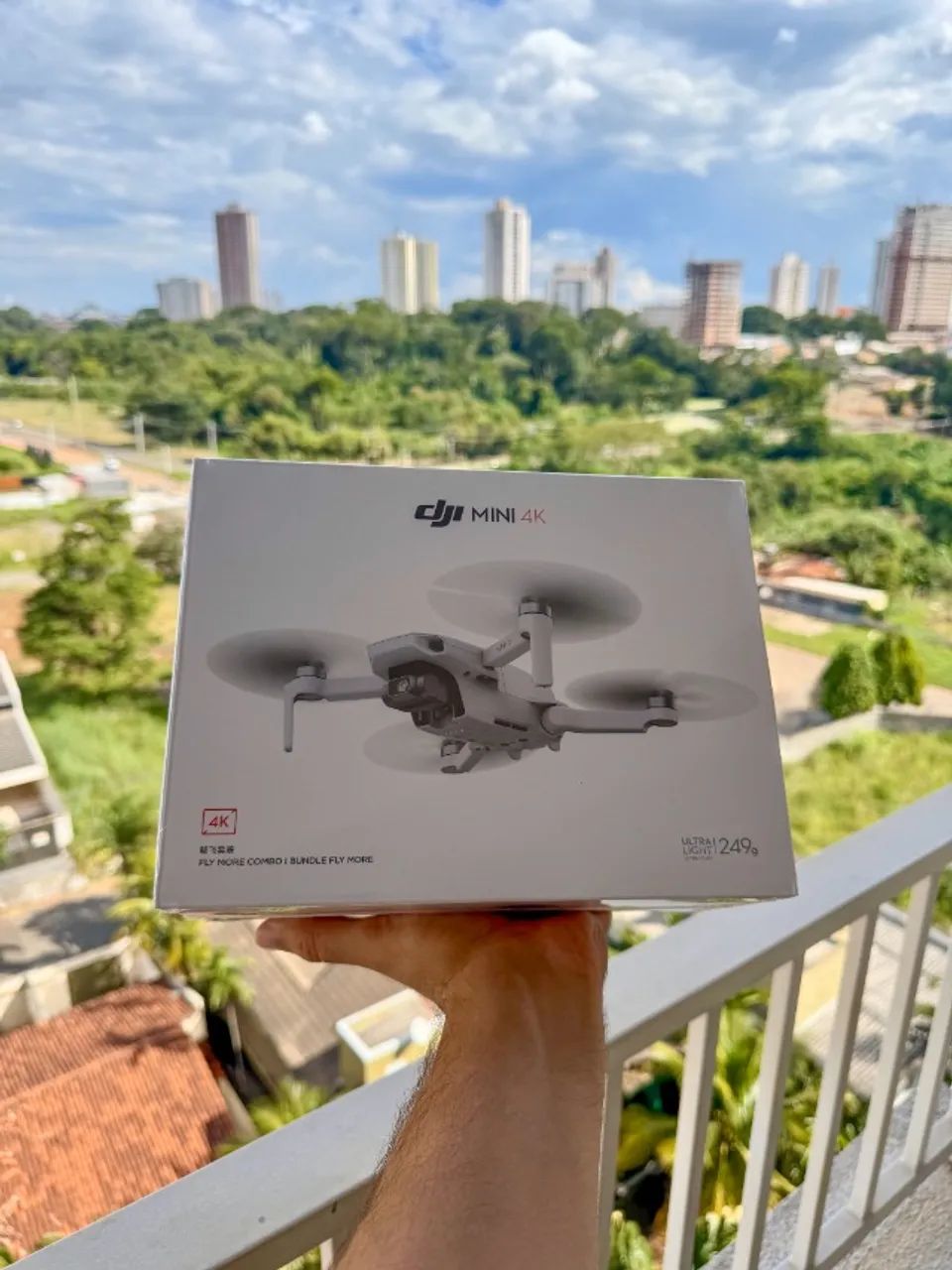 Drone DJI Mini 4K Fly More Combo - Novo Lacrado