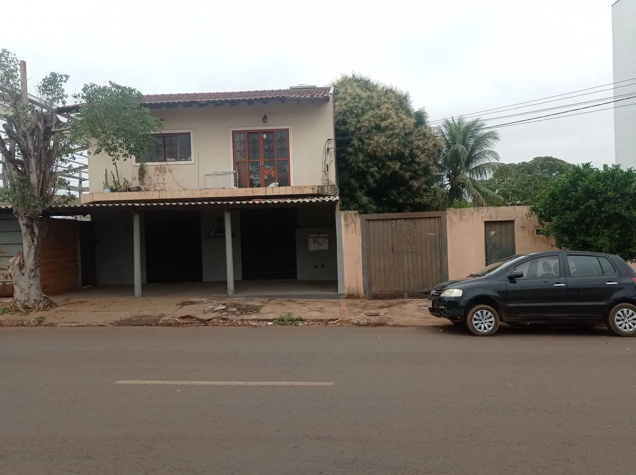 Casa bem localizada 