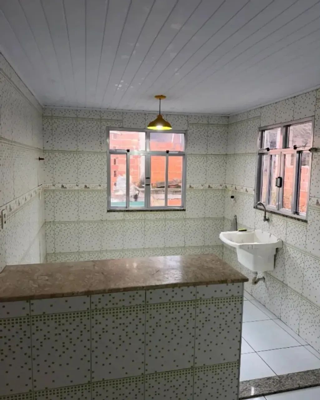 CASA COM 2 QUARTOS EM KENNEDY - ACEITO ENTRADA - Foto 3